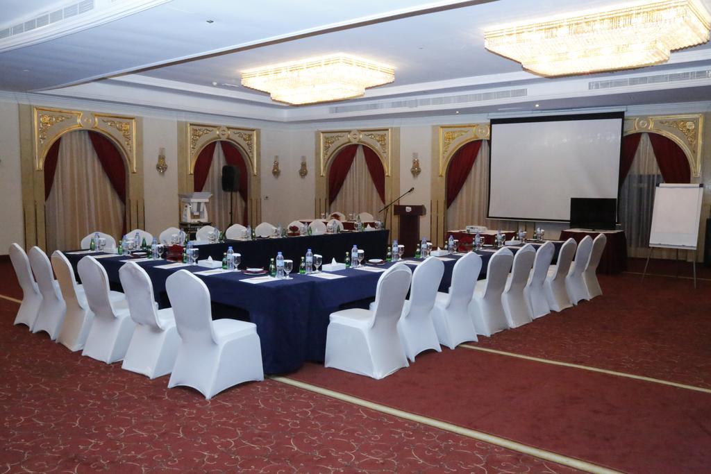 Grand Excelsior Hotel Sharjah Exteriör bild